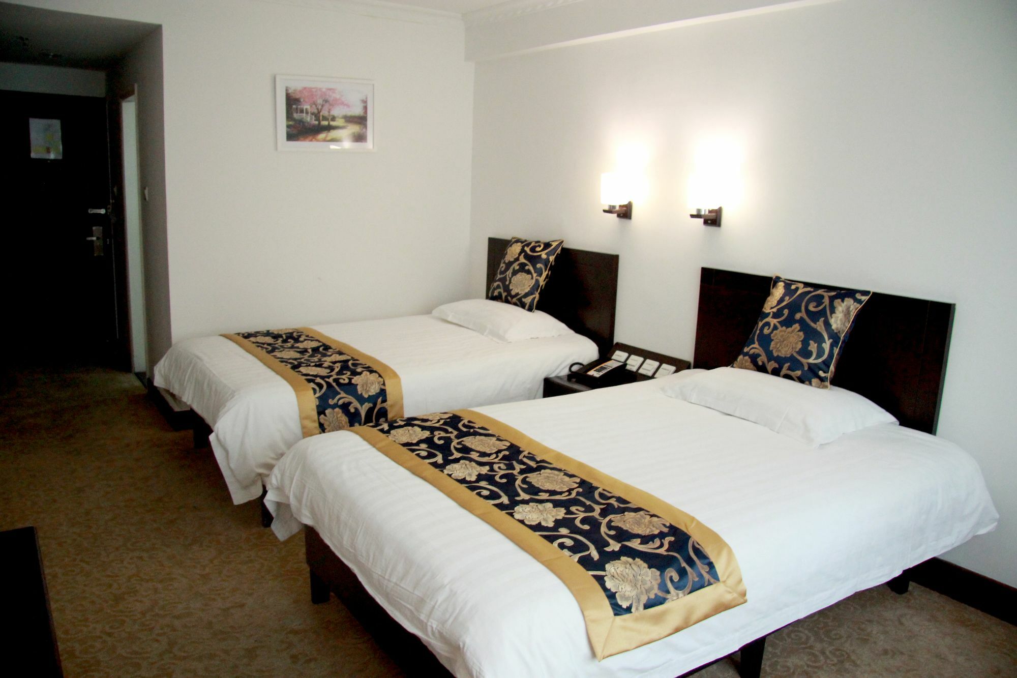 Coinfamily Hotel เซี่ยงไฮ้ ภายนอก รูปภาพ
